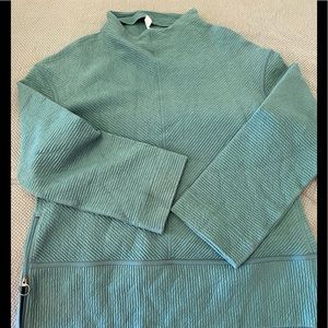 Lululemon long sleeve